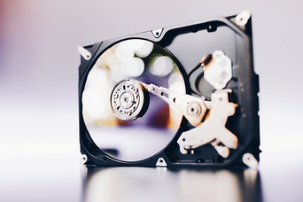 Чому комп'ютер не бачить жорсткий диск?