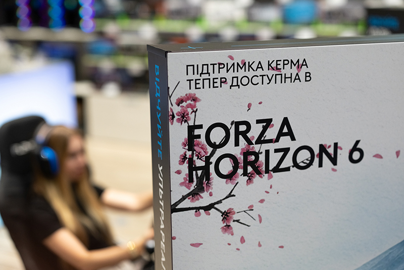 Тренування на кокпіті Logitech G