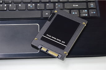 Як вибрати та встановити SSD диск для прискорення вашого ПК