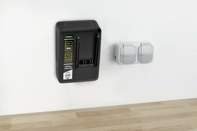 Зарядний пристрій Karcher Battery Power 18V (2.445-032.0)