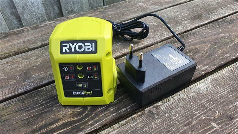 Зарядний пристрій Ryobi RC18115 One+ (5133003589)