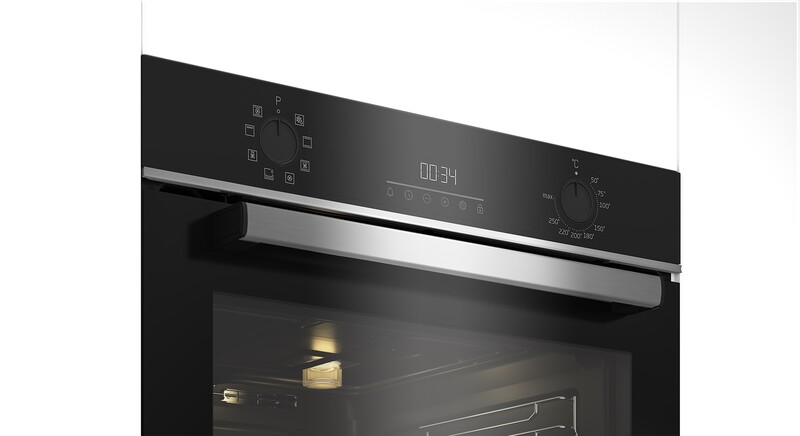 Духовой шкаф Beko BBIM13300XD