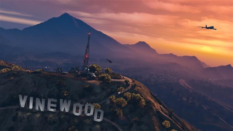 Игра Grand Theft Auto V Premium Edition для Sony PlayStation 4, Blu-ray (5026555424271)