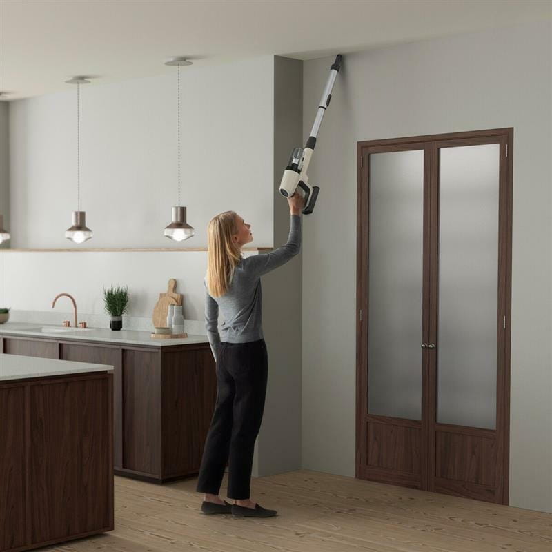 Аккумуляторный пылесос Electrolux EP81HB25SH