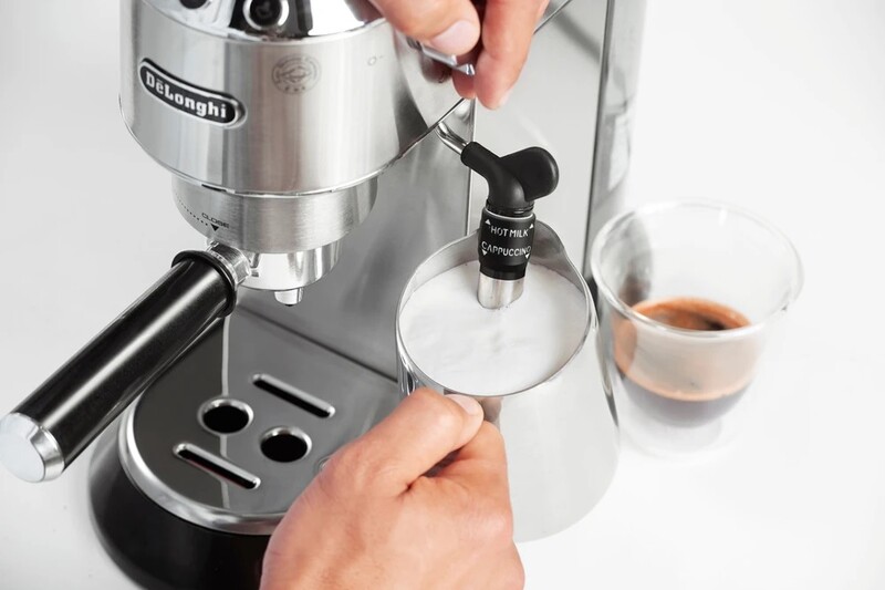 Кавоварка Delonghi EC 685 M Dedica