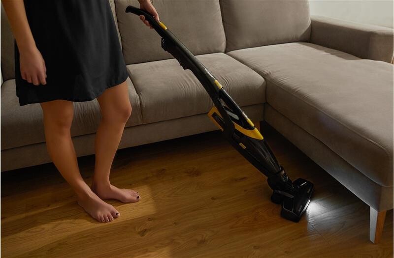 Аккумуляторный пылесос Sencor SVC0741YL-EUE3