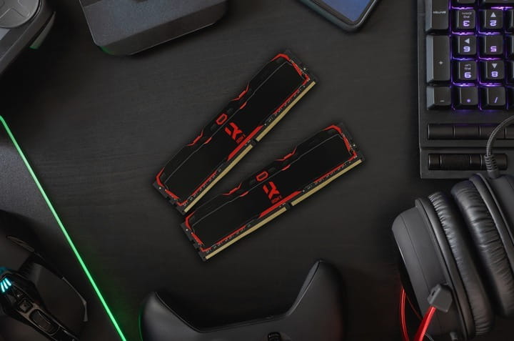 Модуль памяти DDR4 16GB/3200 Goodram Iridium X Black (IR-X3200D464L16A/16G)