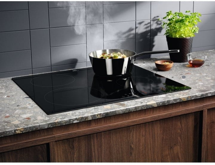 Варильна поверхня Electrolux LIR60433
