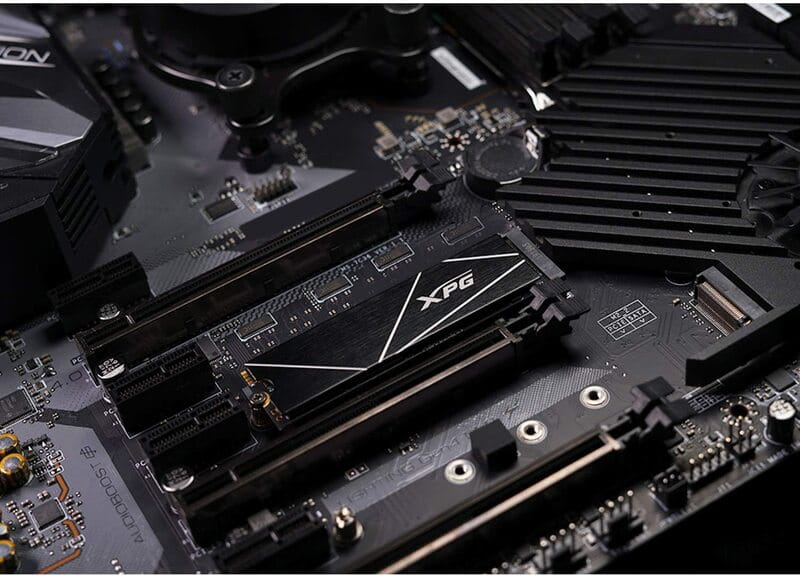Накопичувач SSD 4TB A-Data XPG Gammix S70 Blade M.2 2280 PCIe 4.0 x4 3D NAND TLC (AGAMMIXS70B-4T-CS)