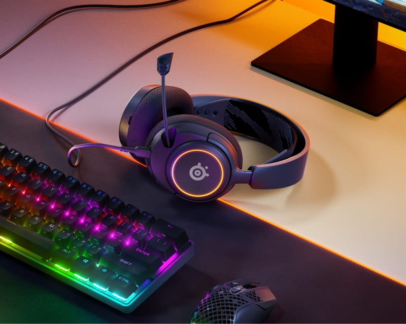 Гарнитура SteelSeries Arctis Nova 3 Black (61631)