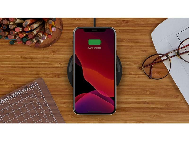 Бездротовий зарядний пристрій Belkin Pad Wireless Charging Qi, 10W, no PSU, Black (WIA001BTBK)