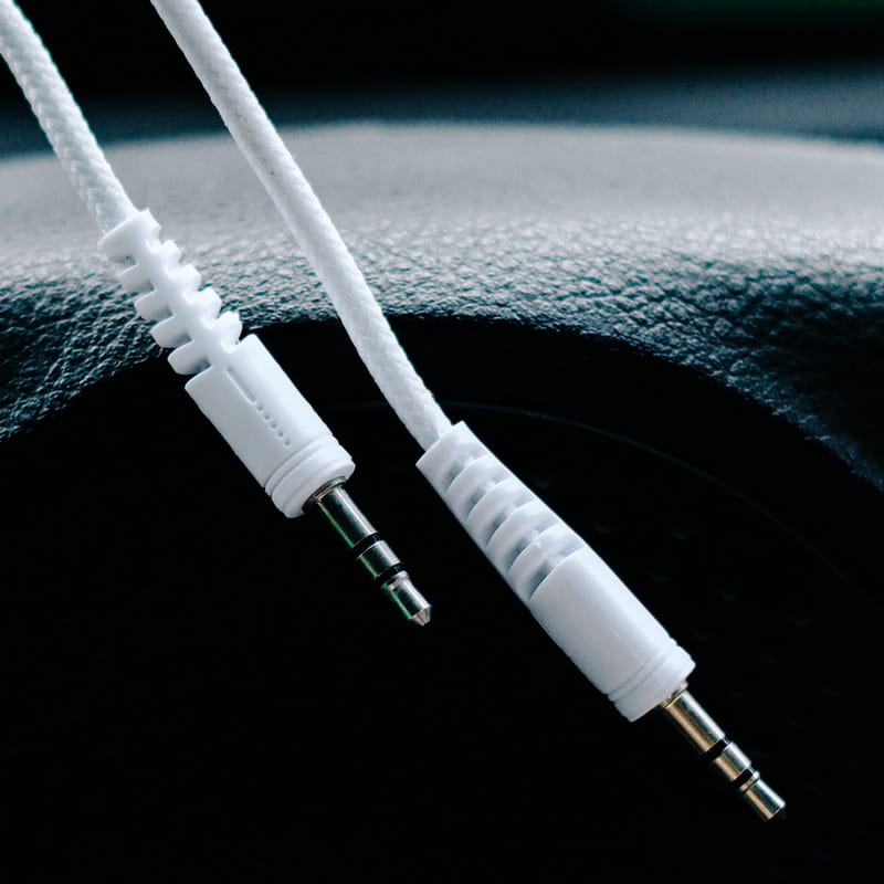 Кабель Xqisit Audio Cable 3.5 мм - 3.5 мм (M/M), 1.2 м, White (4029948026954)