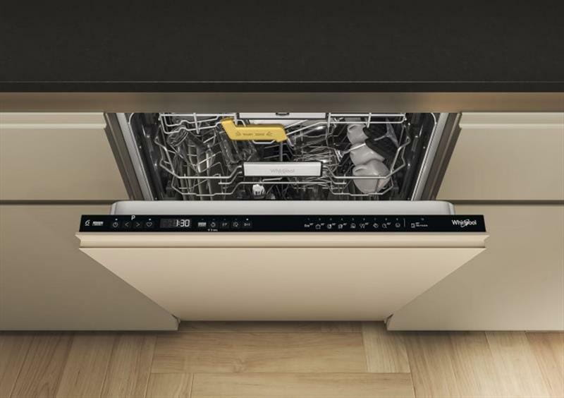 Посудомийна машина Whirlpool W8I HP42 L