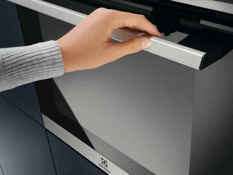 Духова шафа Electrolux EOF5C50BX