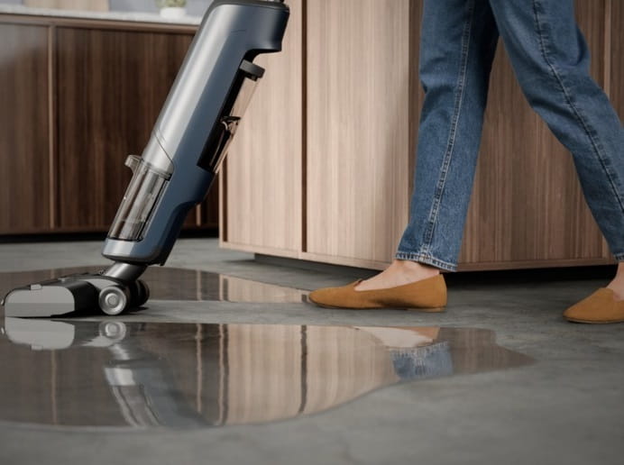 Аккумуляторный моющий пылесос Electrolux EW81U3DB