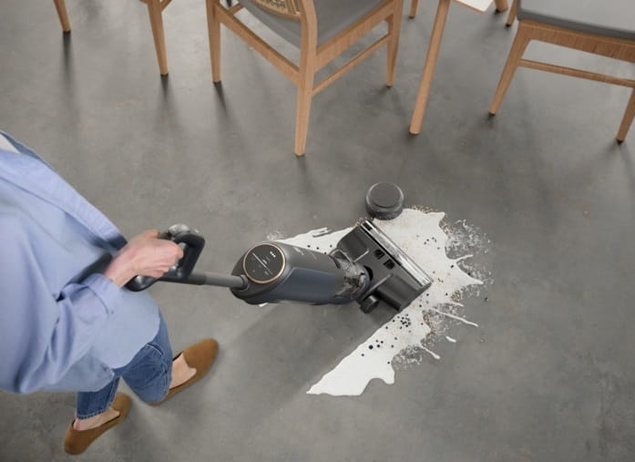 Акумуляторний миючий пилосос Electrolux EW81U3DB