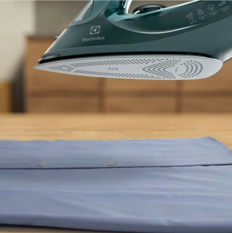 Утюг Electrolux E6SI1-6PG