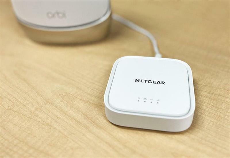 Маршрутизатор Netgear LM1200 (LM1200-100EUS)