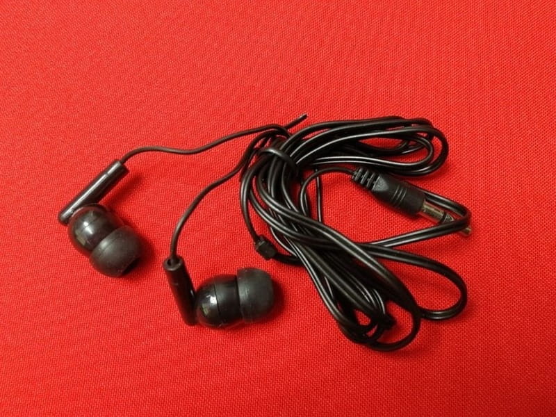 Навушники Defender Basic 210 Black (63211)