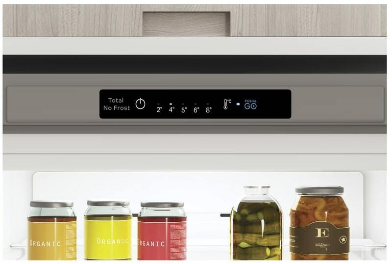 Холодильник Indesit INFC8 TI22X