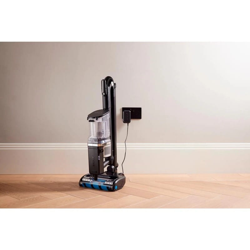 Аккумуляторный пылесос Shark Cordless Stick Flexology IZ300EU