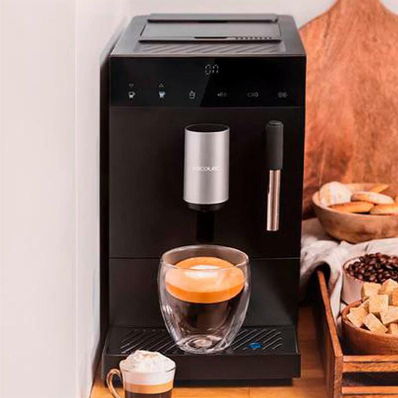 Кофемашина Cecotec Cremmaet Compact Steam (CCTC-01637)