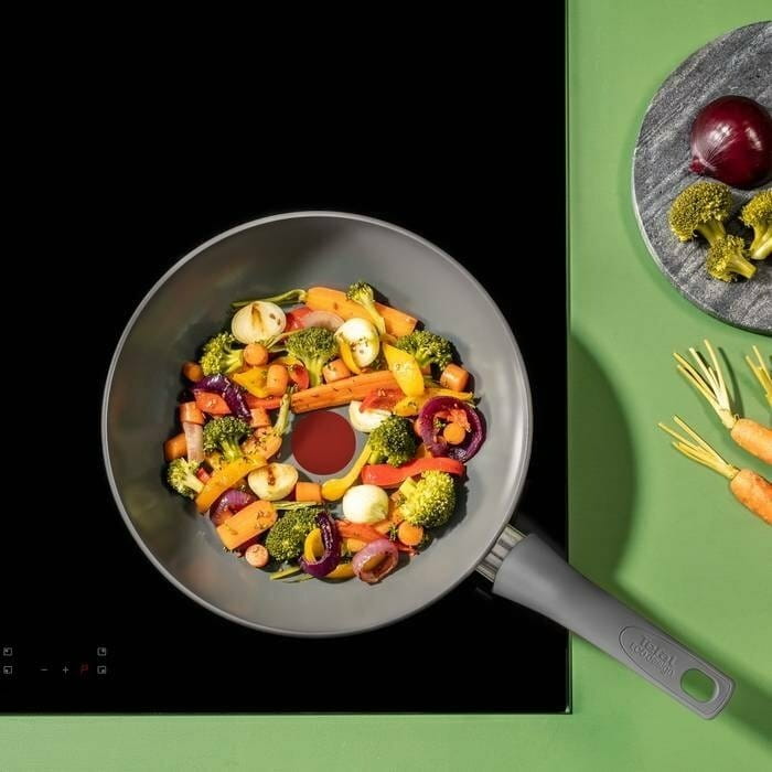 Сковорода WOK Tefal Renewal 28 см (C4261943)