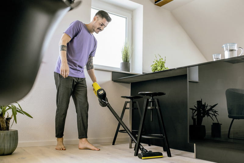 Аккумуляторный пылесос Karcher VC 4 my Home (1.198-620.0)