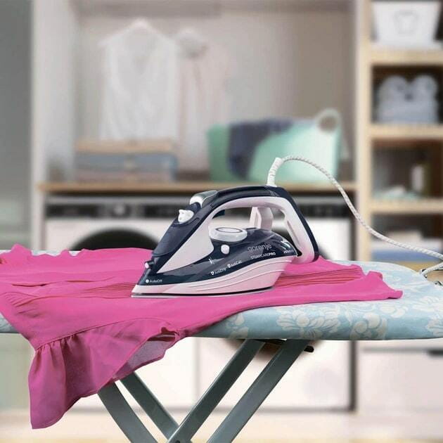 Утюг Gorenje SIH2600BLC