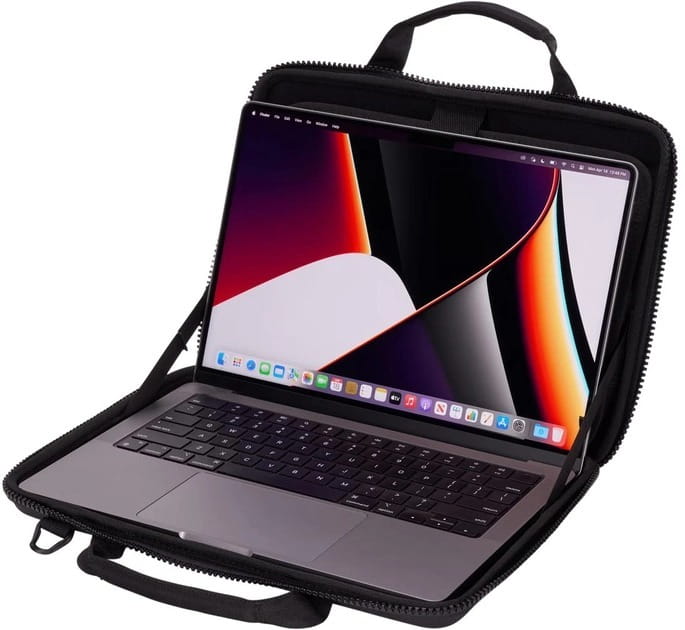 Сумка для ноутбука Thule Gauntlet 4 MacBook Pro Attache TGAE-2358 14" Black (3204937)