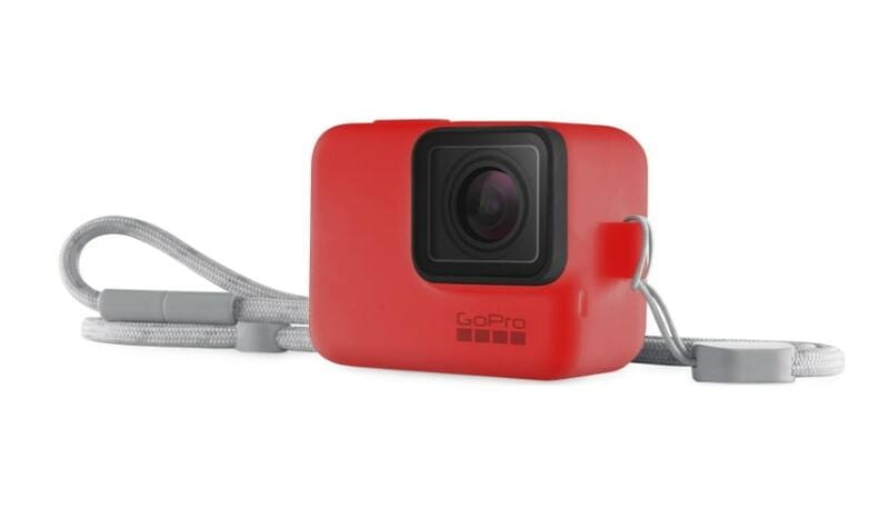 Чехол + ремешок GoPro Sleeve & Lanyard Firecracker Red для Hero 5/6/7 (ACSST-012)