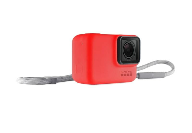Чехол + ремешок GoPro Sleeve & Lanyard Firecracker Red для Hero 5/6/7 (ACSST-012)