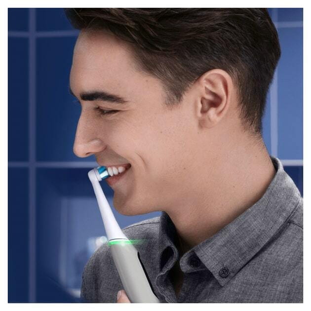 Зубна електрощітка Braun Oral-B iO Series 6 iOM6.1A6.1K Grey Opal
