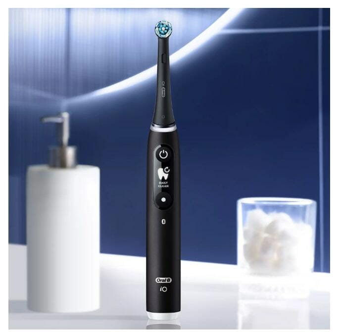 Зубная электрощетка Braun Oral-B iO Series 6 iOM6.1B6.3DK Black