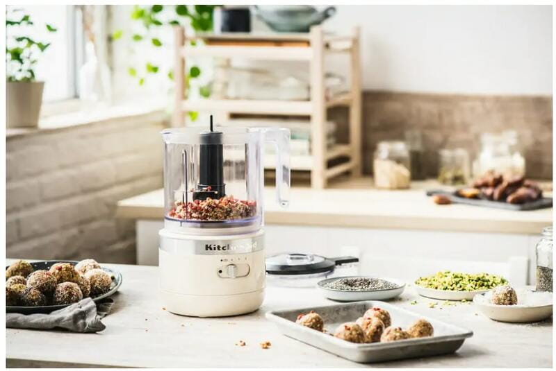 Кухонний мінікомбайн KitchenAid 5KFCB519EAC кремовий