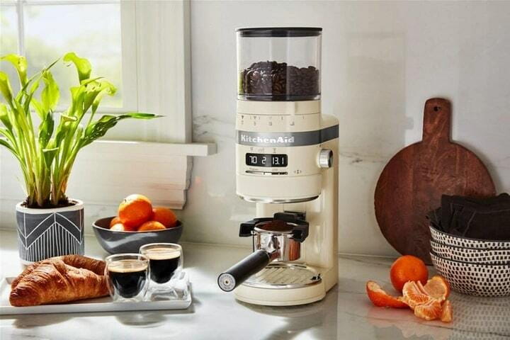 Кофемолка KitchenAid Artisan 5KCG8433EAC Creamy
