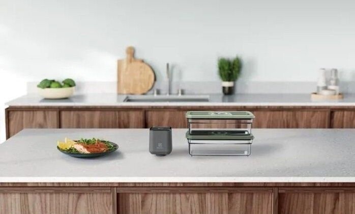 Вакуумний пакувальник Electrolux EVFK1