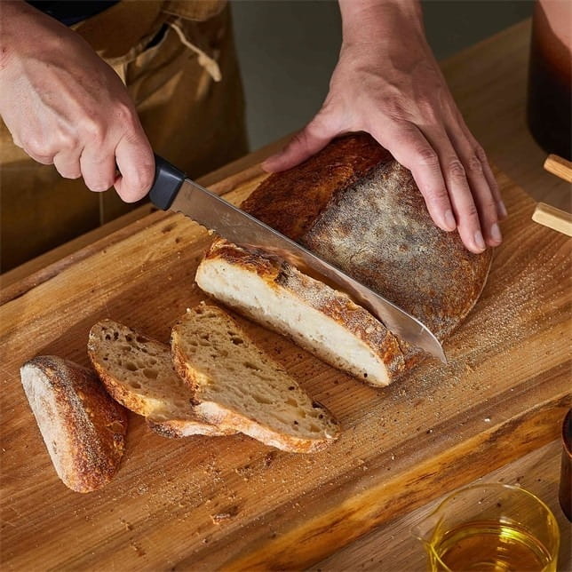 Ніж для хліба Fiskars Hard Edge 22 см (1054945)