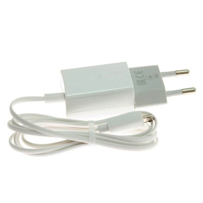 Сетевое зарядное устройство Motorola SPN5816C (0.55A) White + кабель microUSB