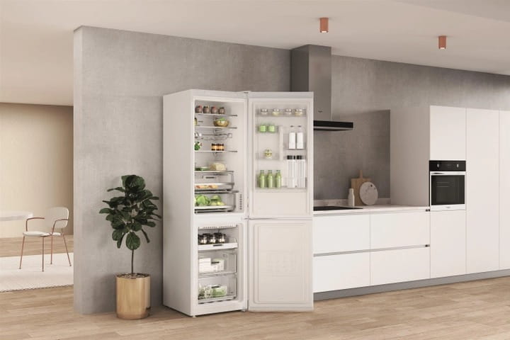 Холодильник Whirlpool W7X 92O W H UA
