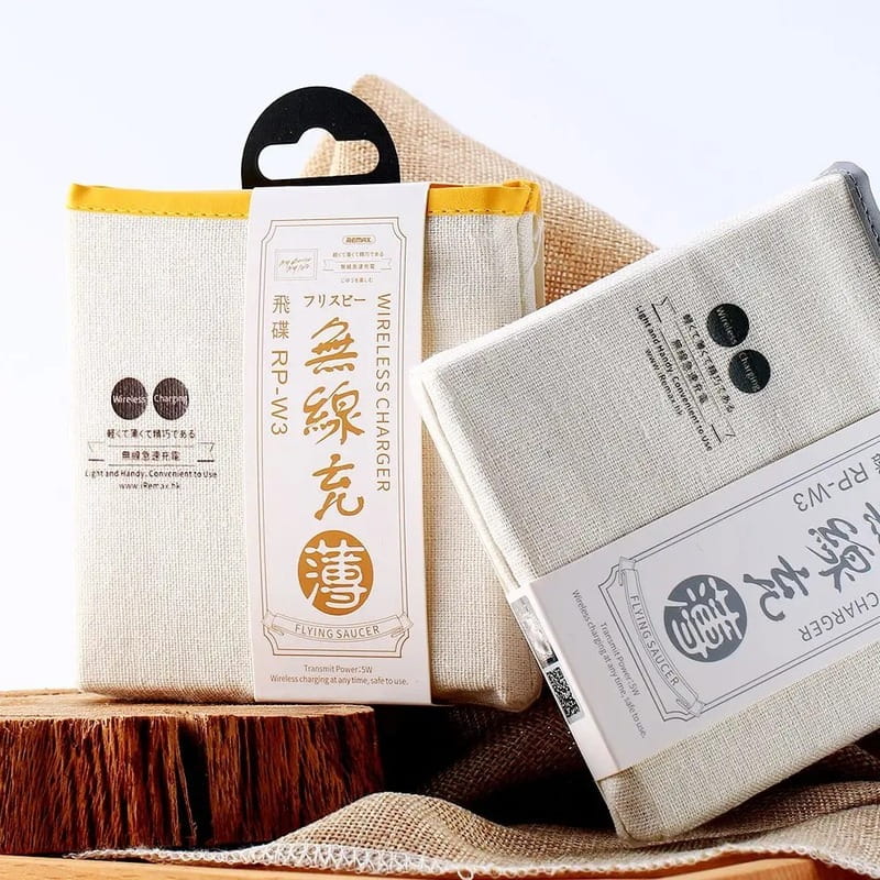 Беспроводное зарядное устройство Remax RP-W3 Flying Sauce Wireless White (6954851284000)