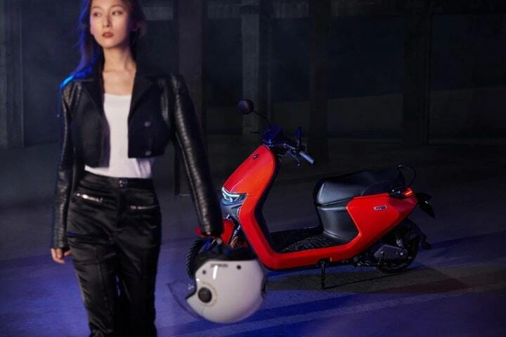 Електроскутер Segway Ninebot N100 Red (SGWN100R)