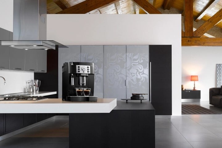 Кавомашина Delonghi Magnifica S ECAM 22.112 B