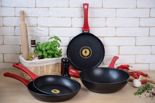 Сковорода WOK Ringel Chili 28 см (RG-1101-28/1)