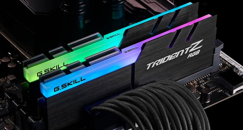 Модуль памяти DDR4 2x8GB/4400 G.Skill Trident Z RGB (F4-4400C18D-16GTZRC)