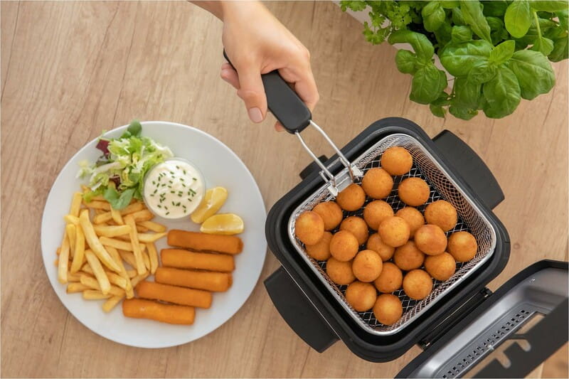 Фритюрница Sencor SFR 6200SS
