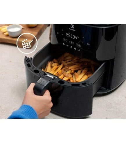 Мультипечь Electrolux 700 Air Fryer EAF5B