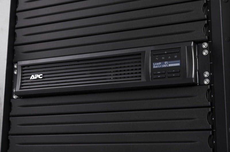 ИБП APC Smart-UPS 1500VA/1000W, RM 2U, LCD, USB, SmartConnect (SMT1500RMI2UC)