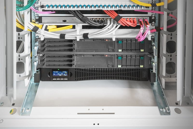 Джерело безперебійного живлення Digitus 2000VA/2000W, RTU2, LCD, RJ45, RS232, USB (DN-170095)