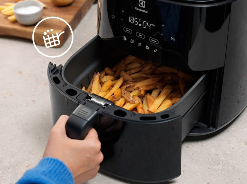 Мультипіч Electrolux 700 Air Fryer EAF7B